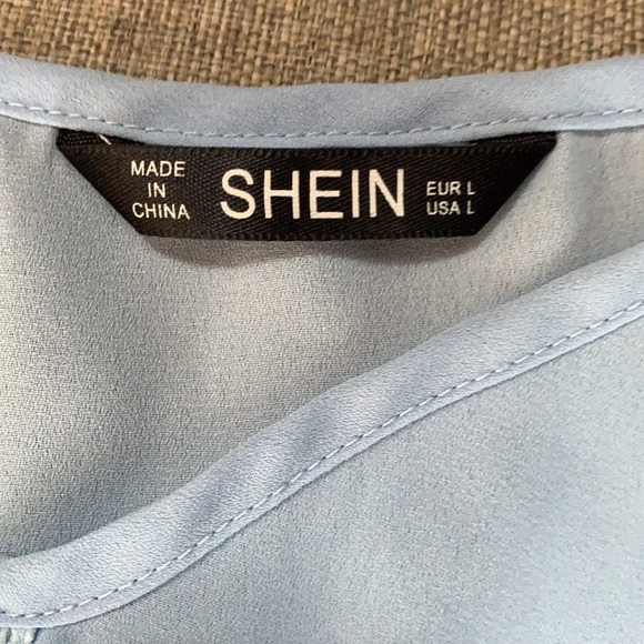 SHEIN size L never worn. Loose fitting - Picture 2 of 3
